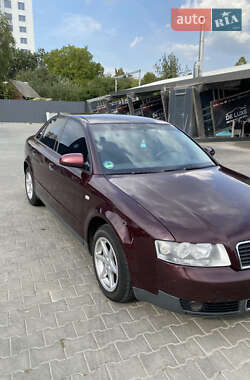 Седан Audi A4 2001 в 
