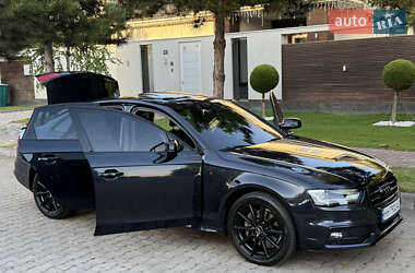 Седан Audi A4 2014 в 