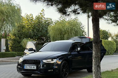 Седан Audi A4 2014 в 