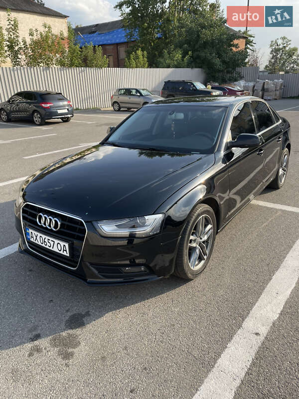 Audi A4 2012