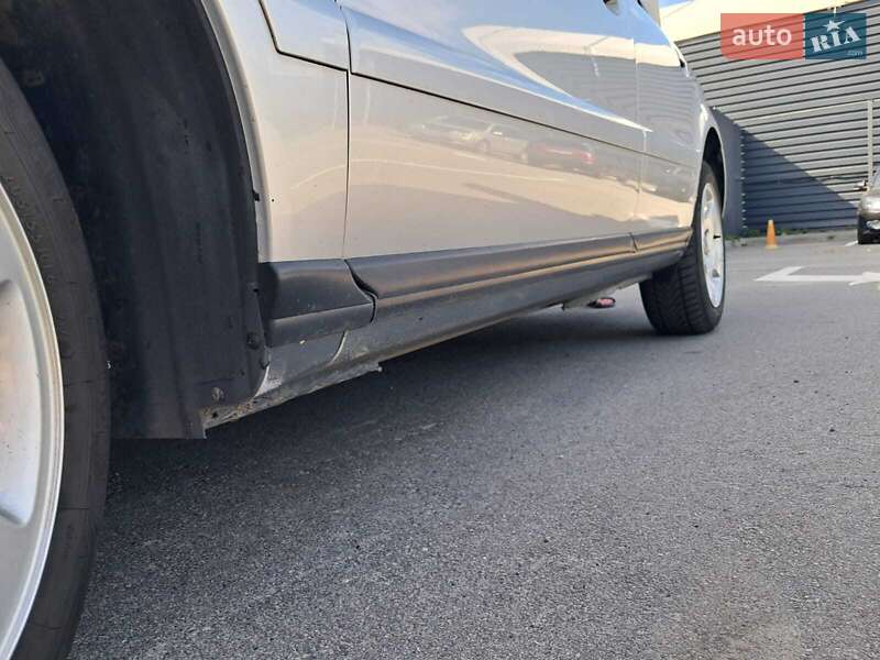 Седан Audi A4 2000 в Ірпені