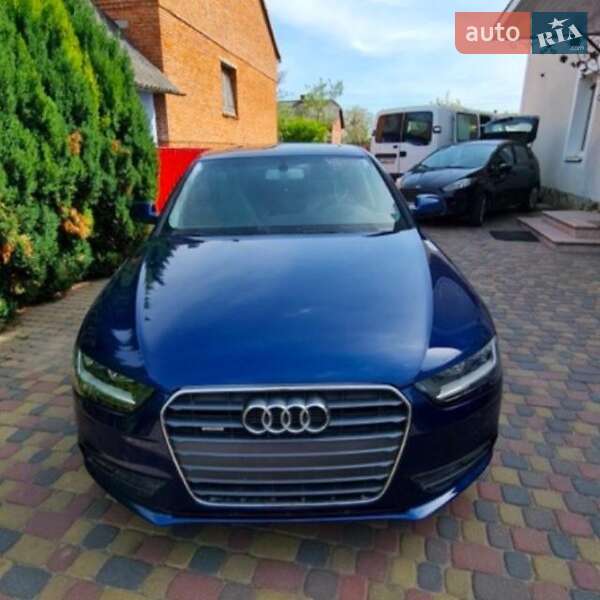 Audi A4 2014