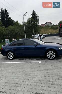 Седан Audi A4 2014 в 