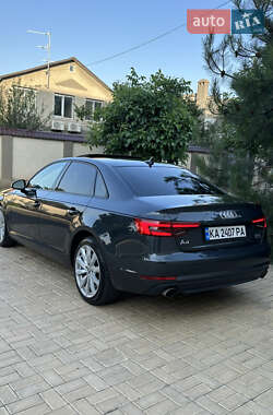 Седан Audi A4 2017 в 