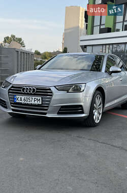Седан Audi A4 2016 в 