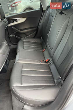 Седан Audi A4 2016 в 