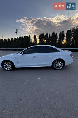 Седан Audi A4 2014 в 