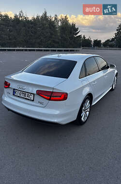 Седан Audi A4 2014 в 