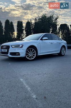 Седан Audi A4 2014 в 
