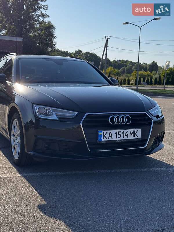 Audi A4 2019