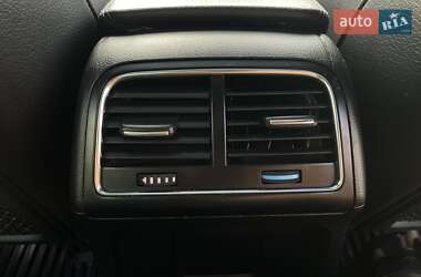 Седан Audi A4 2010 в 