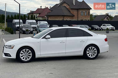 Седан Audi A4 2012 в 