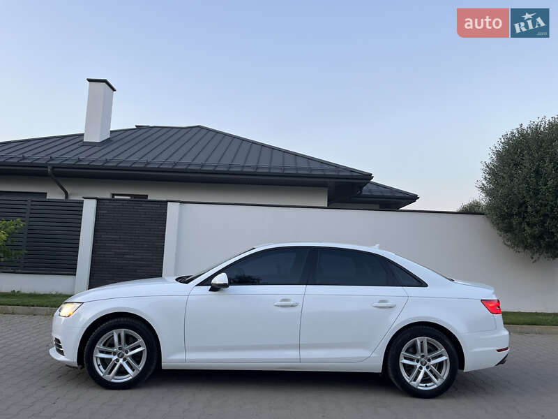 Седан Audi A4 2017 в Ковеле