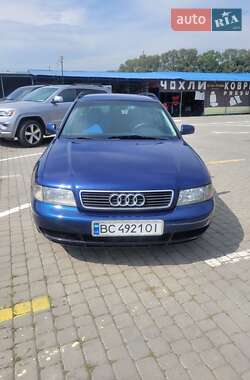 Універсал Audi A4 1998 в Чернівцях
