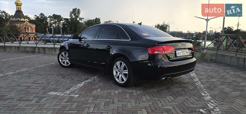 Седан Audi A4 2011 в Харькове