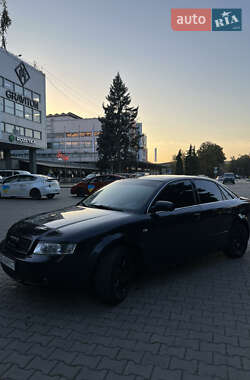 Седан Audi A4 2001 в 