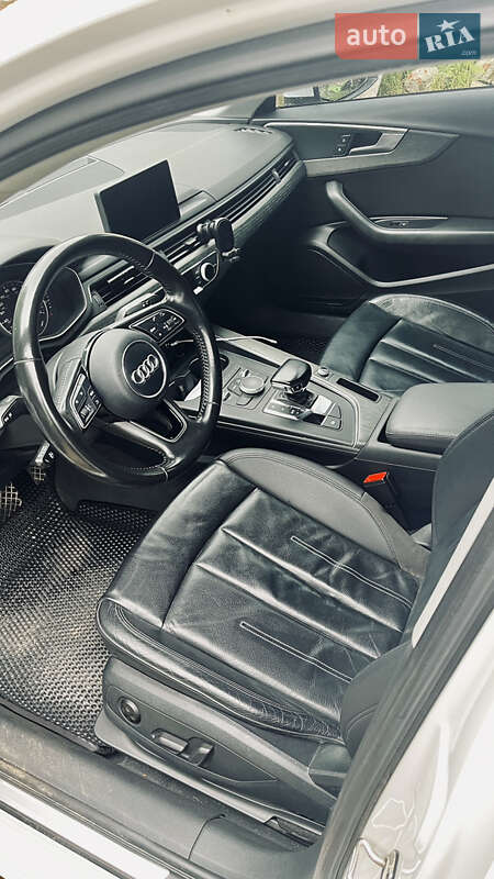 Седан Audi A4 2016 в Львове