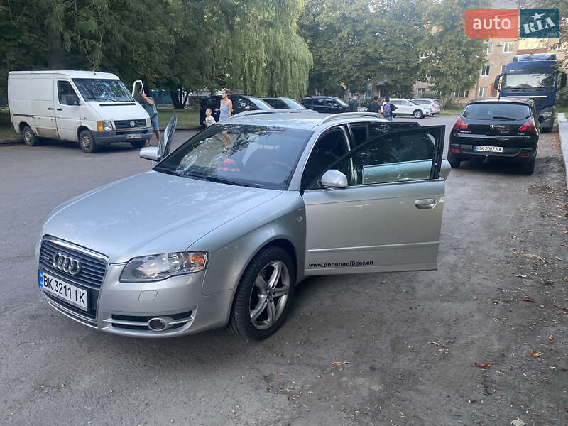 Универсал Audi A4 2004 в Ровно