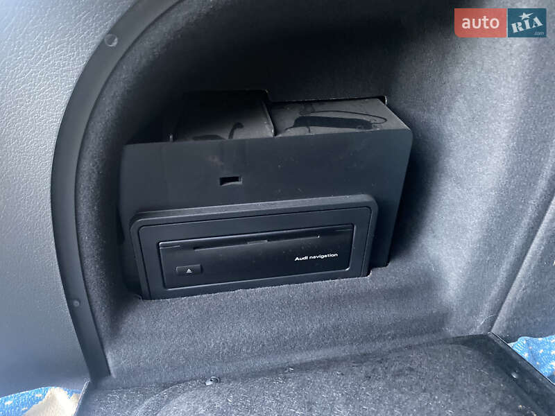 Универсал Audi A4 2004 в Ровно