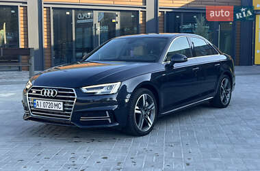 Седан Audi A4 2017 в 