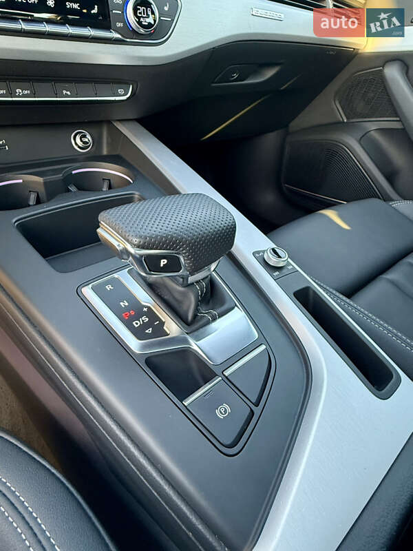 Седан Audi A4 2020 в Киеве фото 24 Седан Audi A4 2020 в Киеве