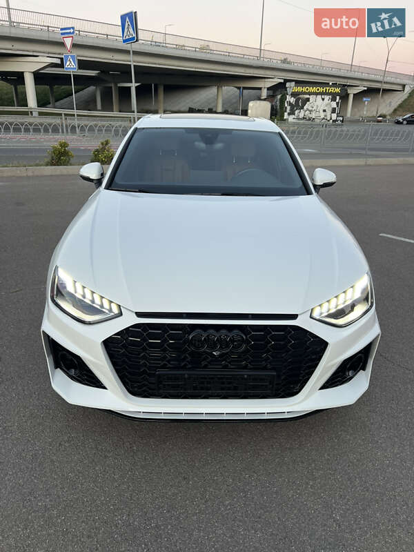 Седан Audi A4 2023 в Киеве