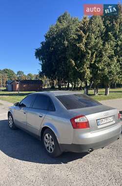 Седан Audi A4 2001 в Путивлі
