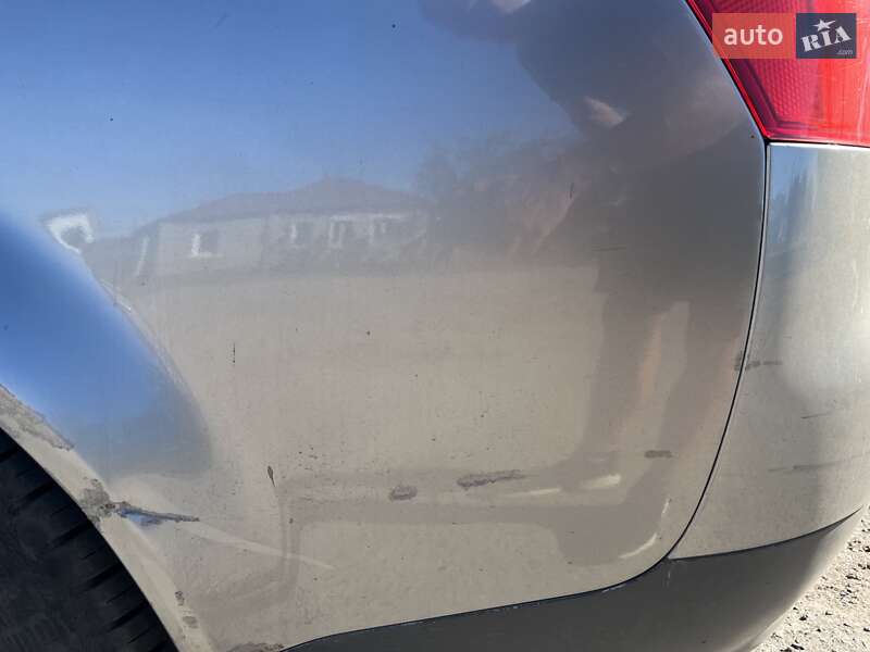 Седан Audi A4 2001 в Путивлі