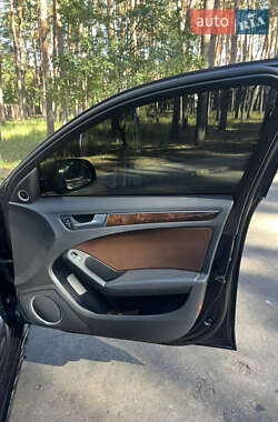 Седан Audi A4 2014 в 