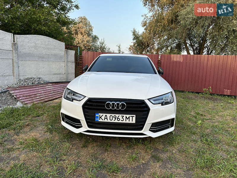 Седан Audi A4 2016 в Горишних Плавнях