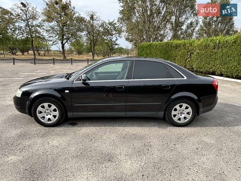 Седан Audi A4 2003 в Харькове