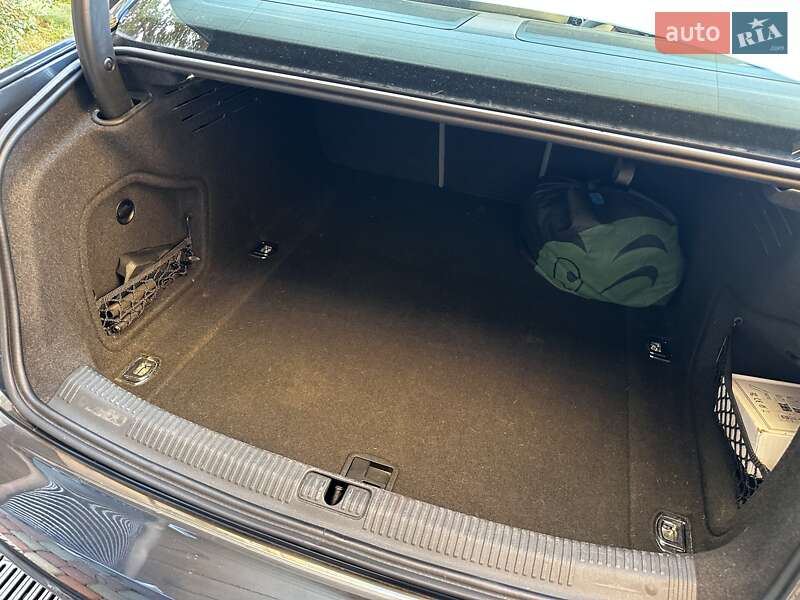 Седан Audi A4 2017 в Львове фото 22 Седан Audi A4 2017 в Львове