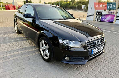 Седан Audi A4 2010 в 