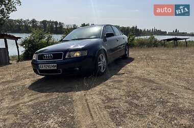 Седан Audi A4 2002 в 