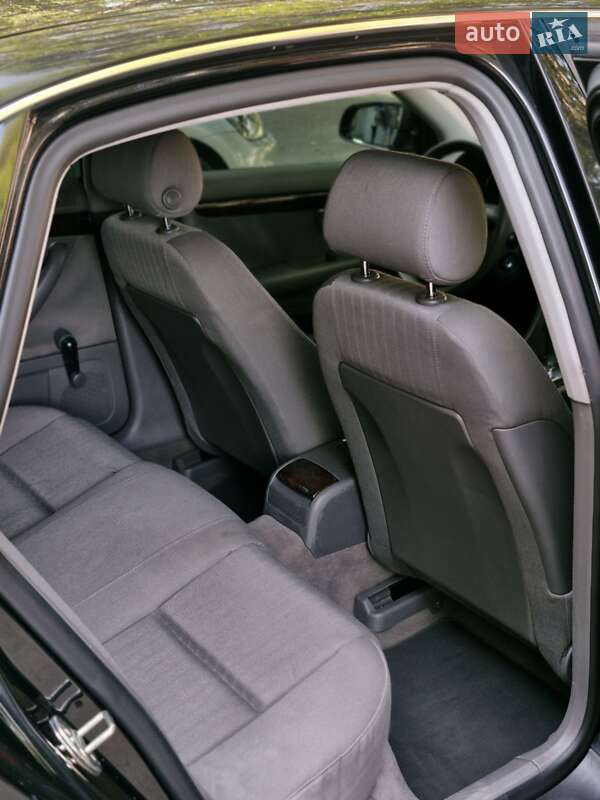 Седан Audi A4 2001 в Конотопі