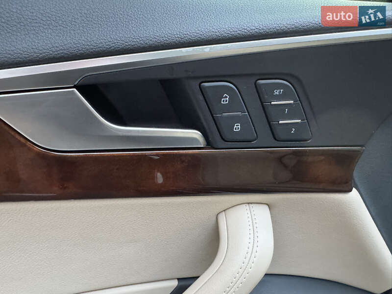 Седан Audi A4 2019 в Киеве
