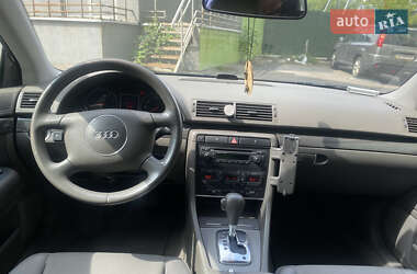 Седан Audi A4 2001 в 