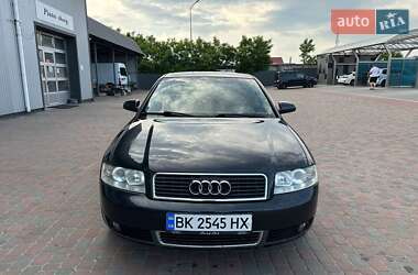 Седан Audi A4 2004 в 