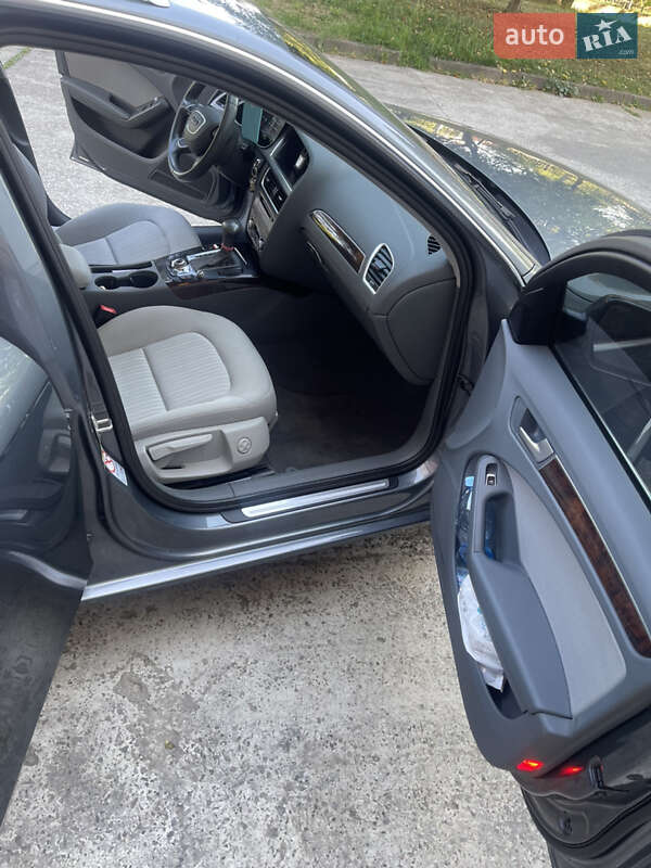 Универсал Audi A4 2014 в Ивано-Франковске