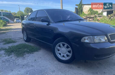 Седан Audi A4 1998 в Борисполе