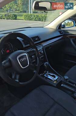 Седан Audi A4 2006 в 