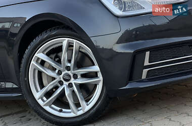 Седан Audi A4 2017 в 