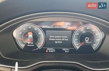 Седан Audi A4 2022 в 