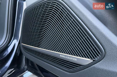 Седан Audi A4 2018 в 
