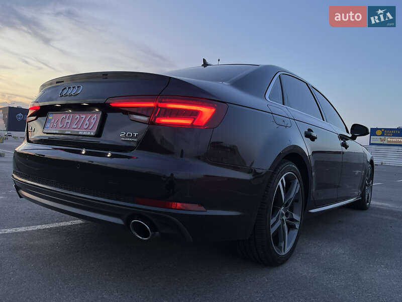Седан Audi A4 2018 в Львові