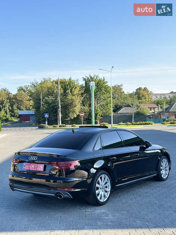 Седан Audi A4 2018 в Виннице