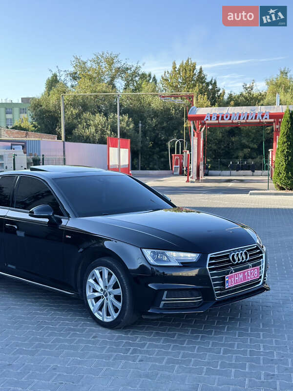 Седан Audi A4 2018 в Виннице