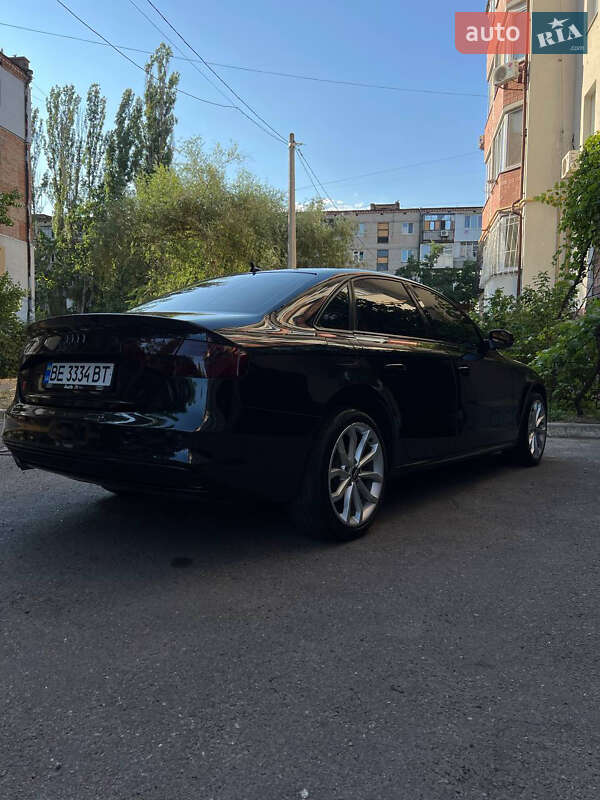 Седан Audi A4 2013 в Миколаєві