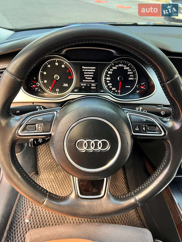 Седан Audi A4 2013 в Миколаєві