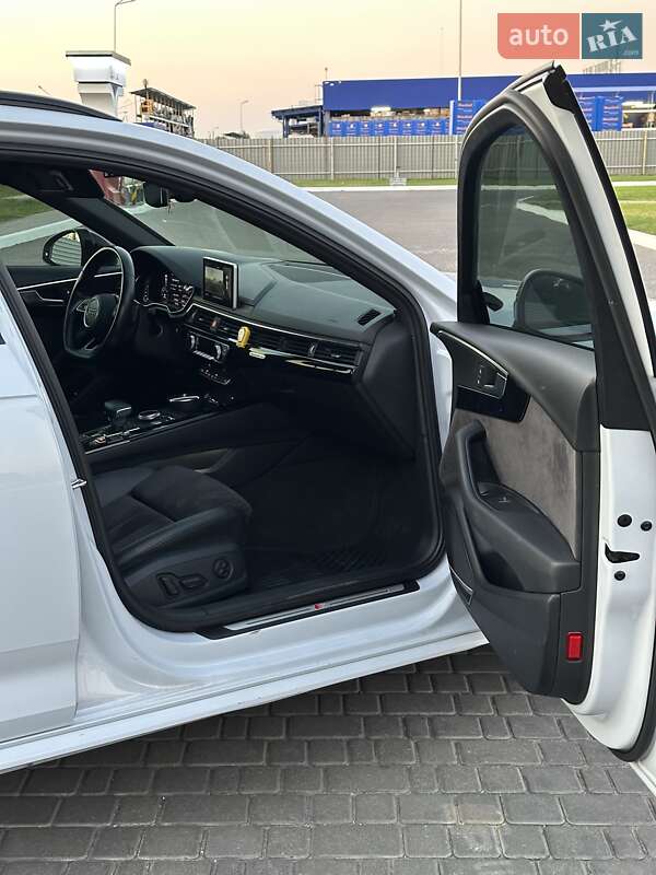 Універсал Audi A4 2016 в Миколаєві